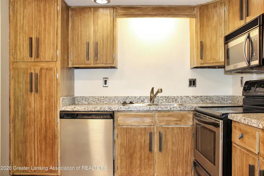 5535 W St Joe Highway #B5, Lansing, MI 48917 - #2