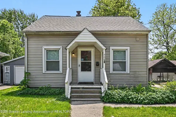 704 Kenwood Avenue, Lansing, MI 48910