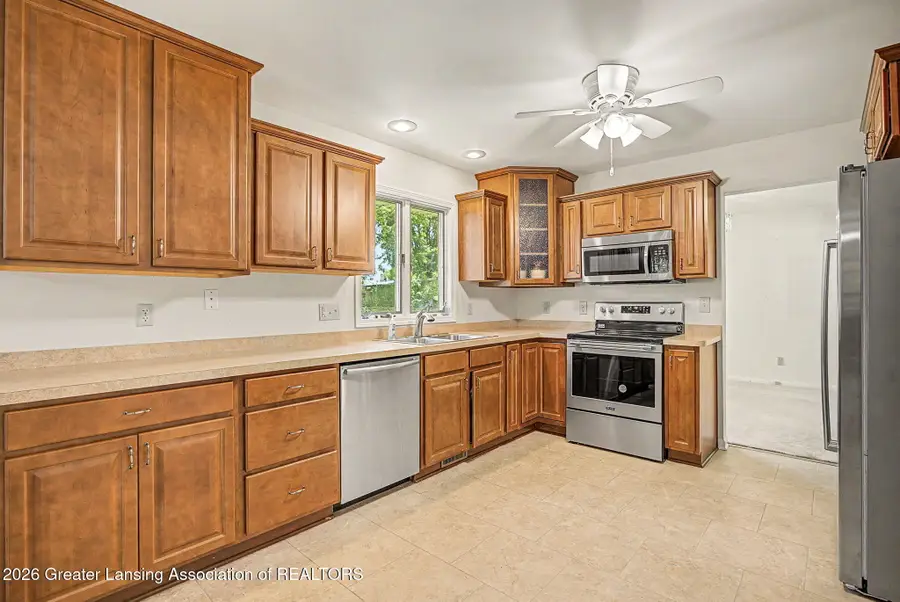 4039 N Pine Dell Drive, Lansing, MI 48911 - #2