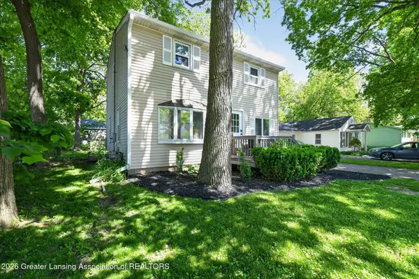 6000 Greenman Street, Haslett, MI 48840