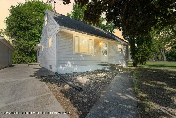 105 Pinetree Street, Potterville, MI 48876