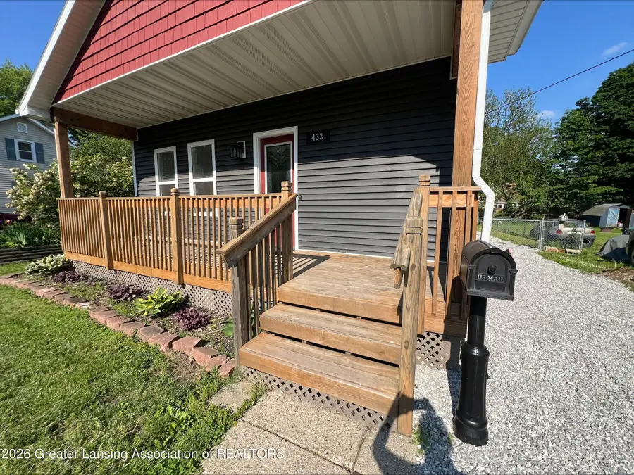 433 Prairie Street, Charlotte, MI 48813 - #2