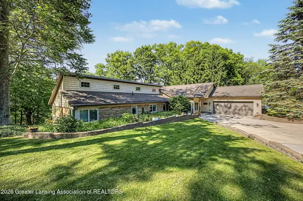6187 Willow Highway, Grand Ledge, MI 48837