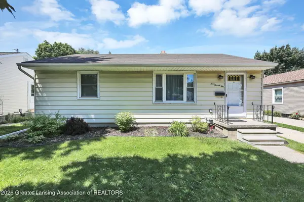 422 Rosadell Avenue, Lansing, MI 48910