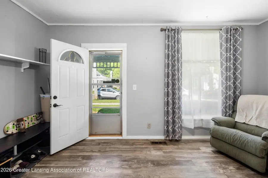 332 N Sheldon Street, Charlotte, MI 48813 - #3