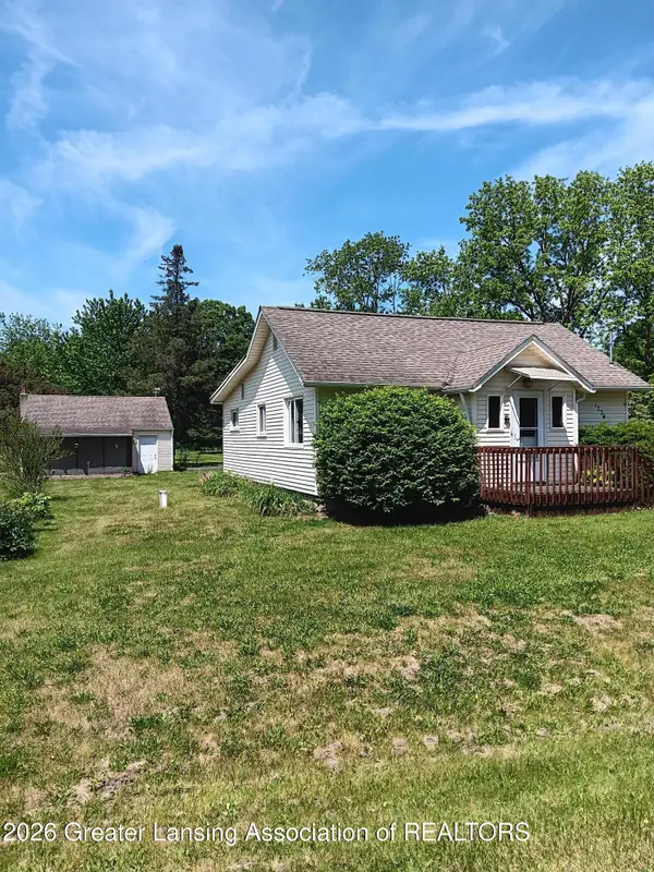 1734 Marcy Avenue, Lansing, MI 48917
