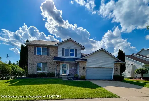 5275 Thames Drive, Haslett, MI 48840