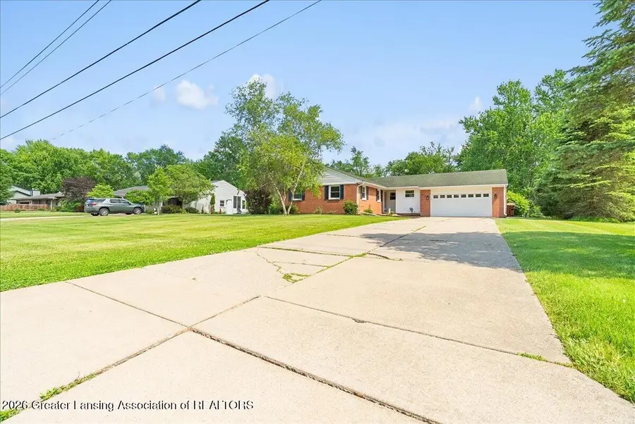 4131 Driftwood Drive, Dewitt, MI 48820 - #2