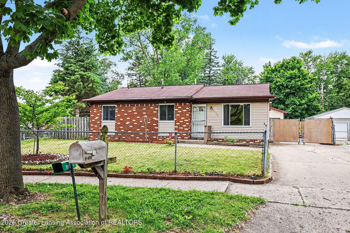 3735 Fox Pointe South, Lansing, MI 48911 - #1