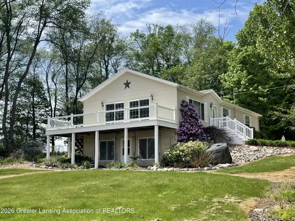 5048 S Bradley Road, Charlotte, MI 48813