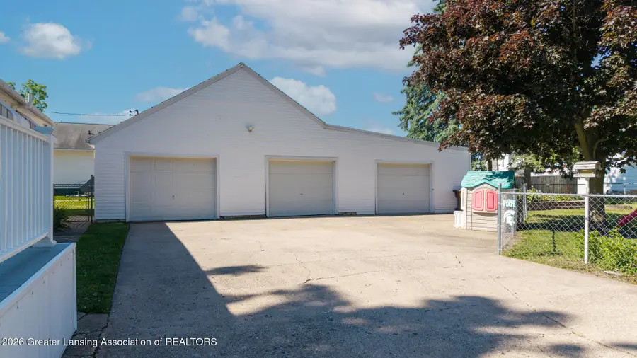120 E Pearl Street, Potterville, MI 48876 - #2