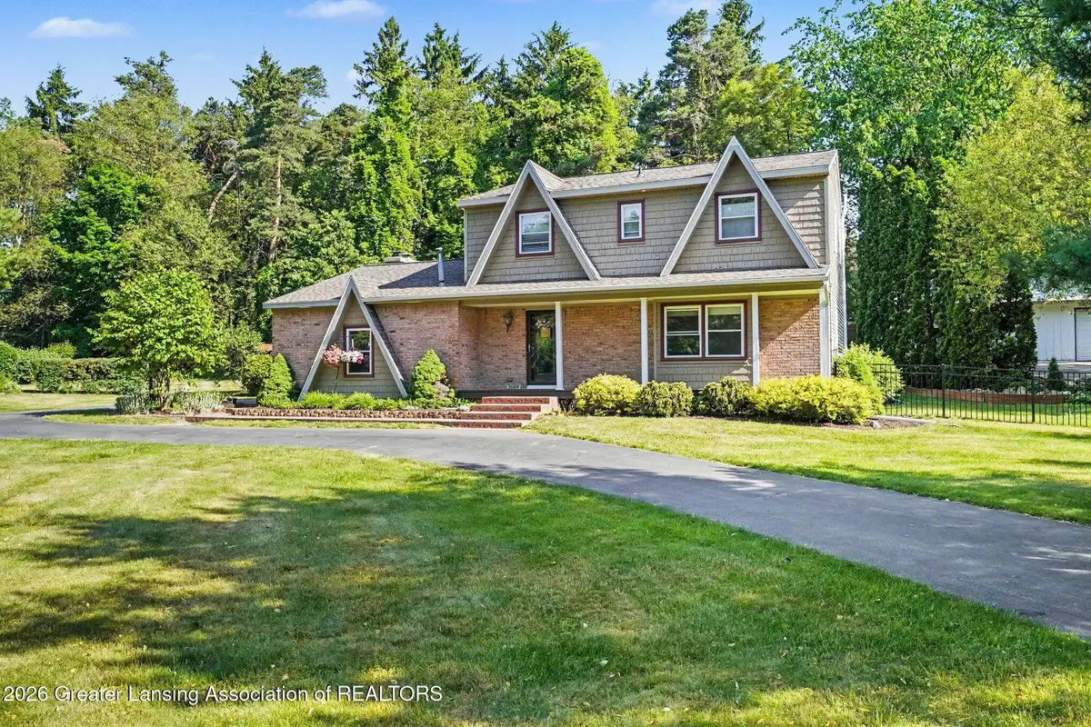 5684 Forest Green Drive, Perry, MI 48872 - #1
