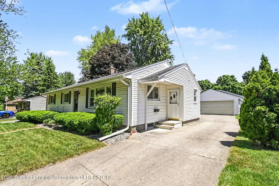 705 S Swegles Street, Saint Johns, MI 48879 - #2