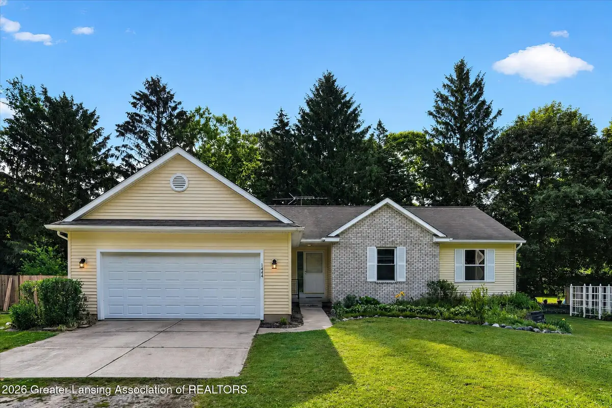 1444 N Waverly Road, Dimondale, MI 48821 - #1