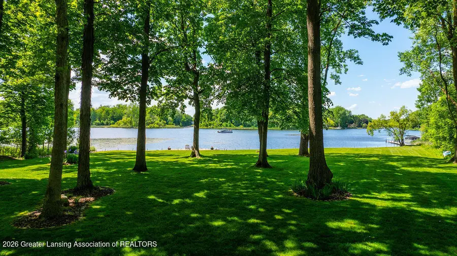 8840 W Lake Pointe Drive, Laingsburg, MI 48848 - #2