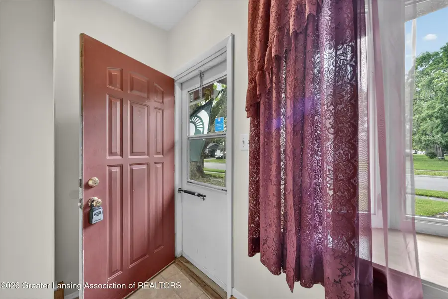 3901 Kendalwood Drive, Lansing, MI 48911 - #2