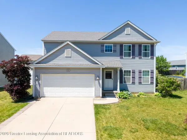 60 Lake Ridge Drive, Mason, MI 48854