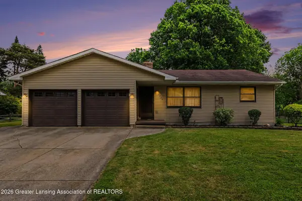 1926 Dean Avenue, Holt, MI 48842