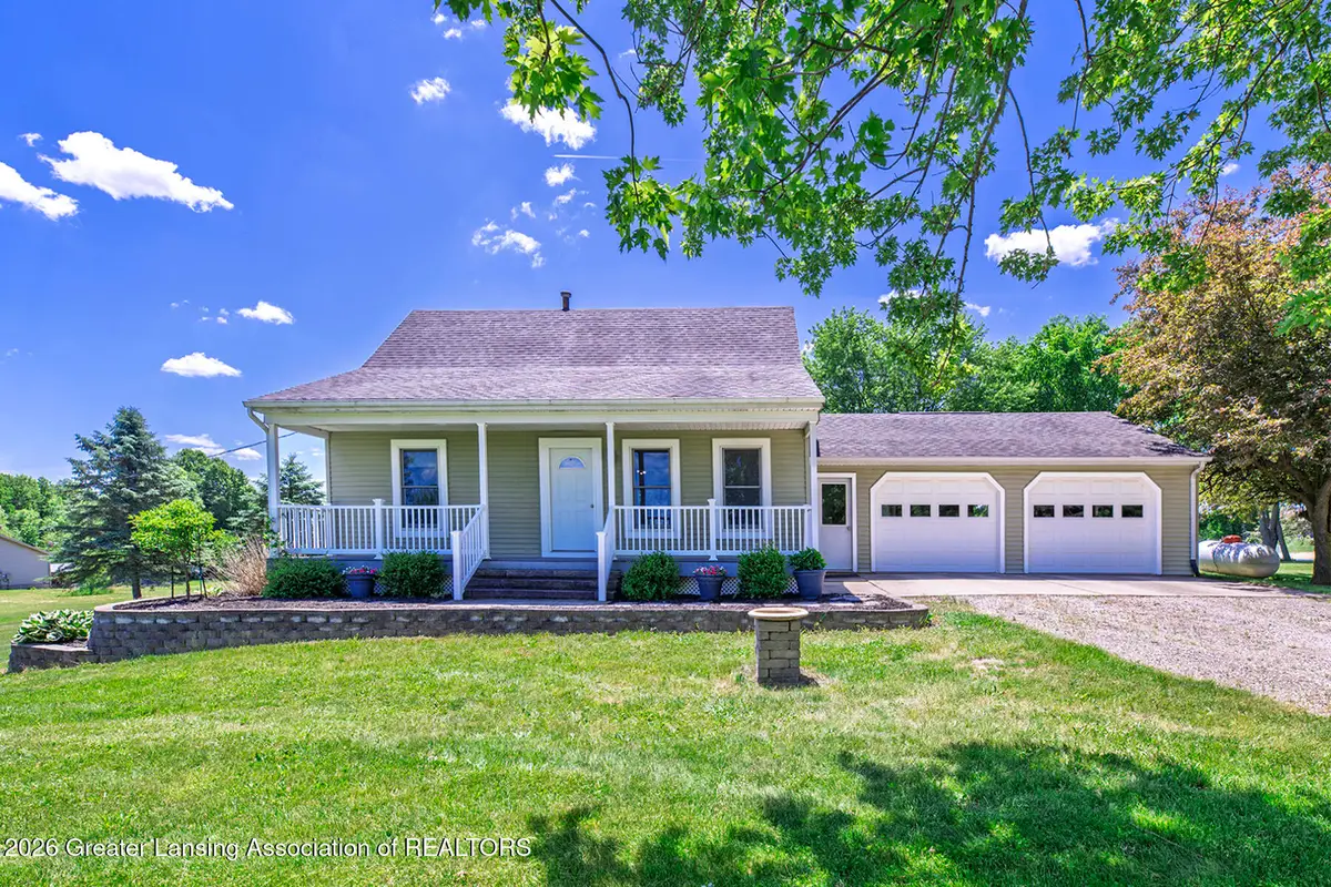 2658 E Gresham Highway, Charlotte, MI 48813 - #1