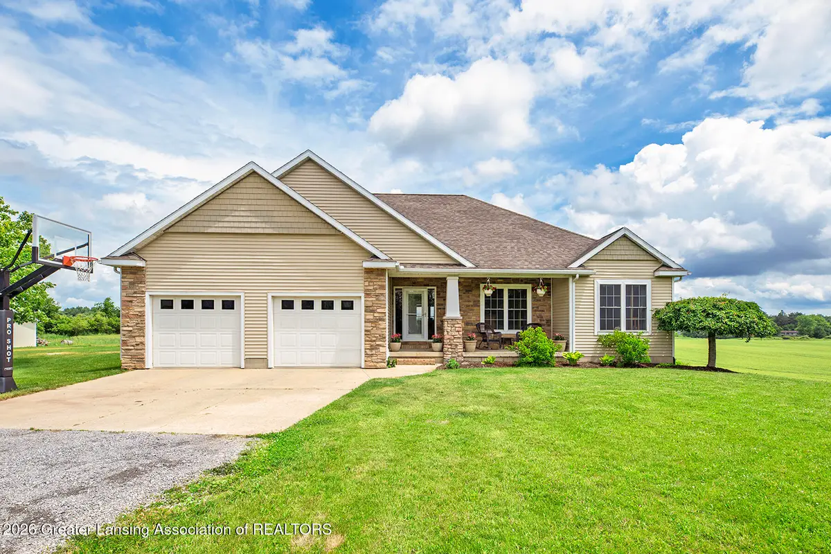 7729 S Airport Road, Dewitt, MI 48820 - #1