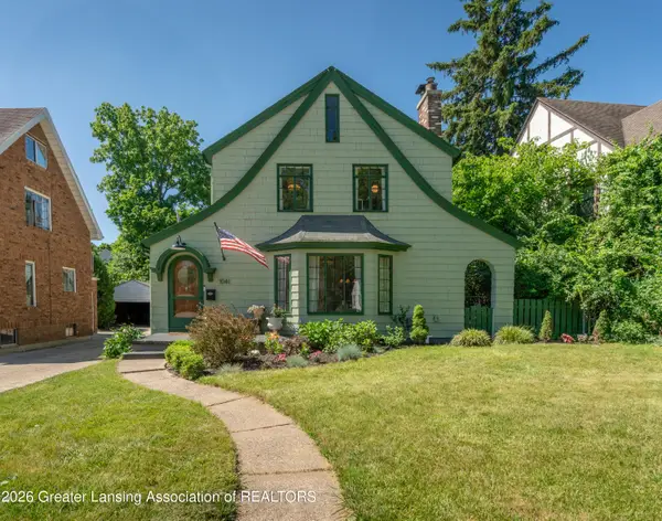 1041 W Grand River Avenue, East Lansing, MI 48823