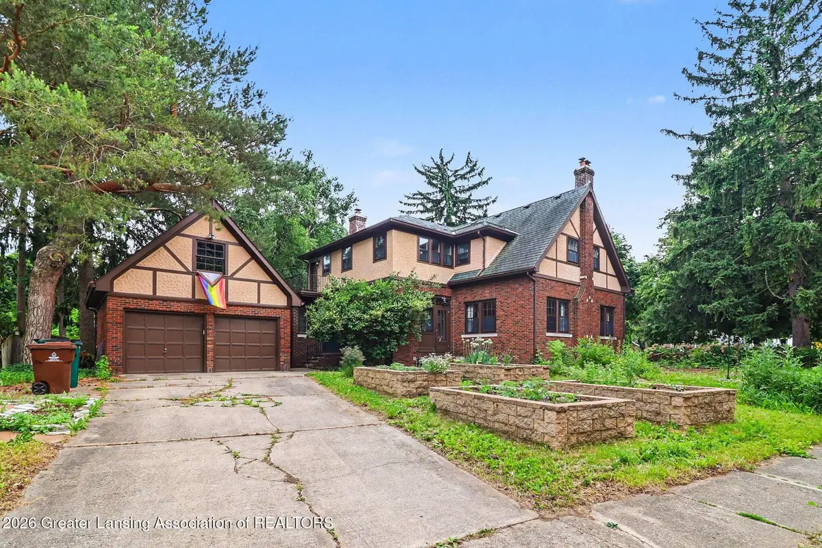 1726 W Lenawee Street, Lansing, MI 48915 - #1