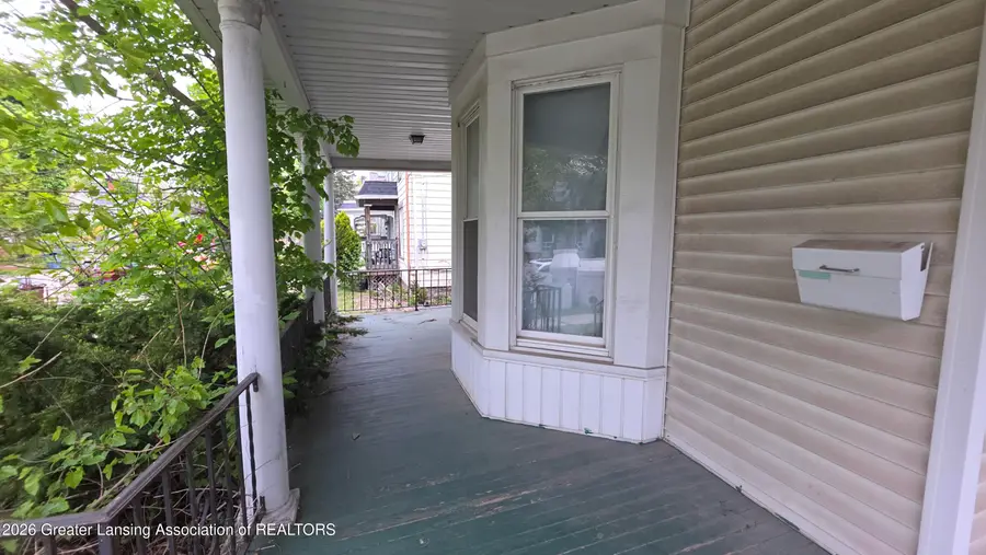 820 N Seymour Avenue, Lansing, MI 48906 - #2