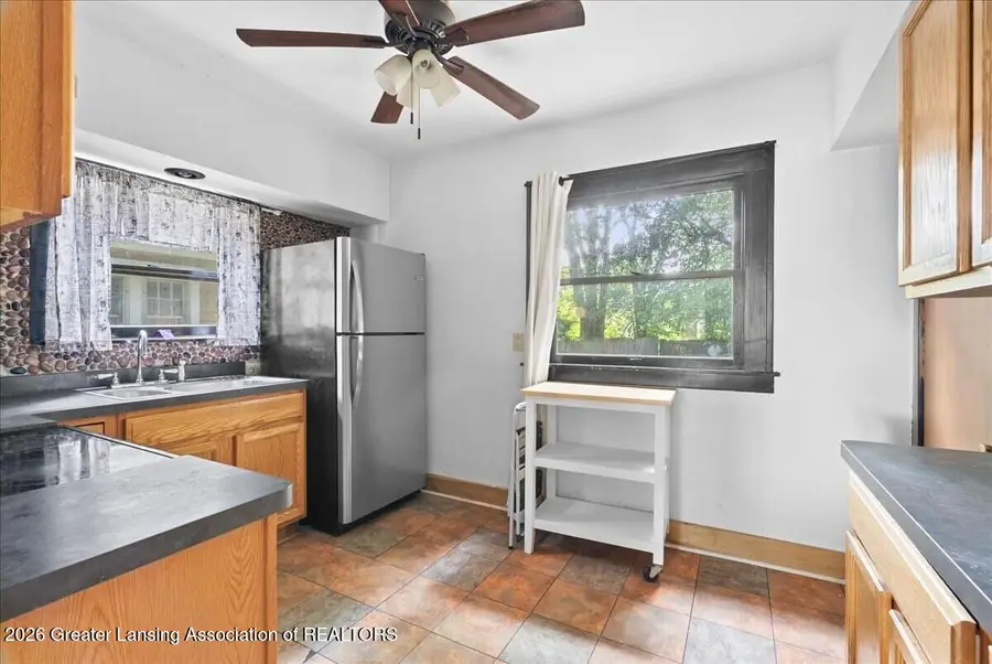 435 Regent Street, Lansing, MI 48912 - #2