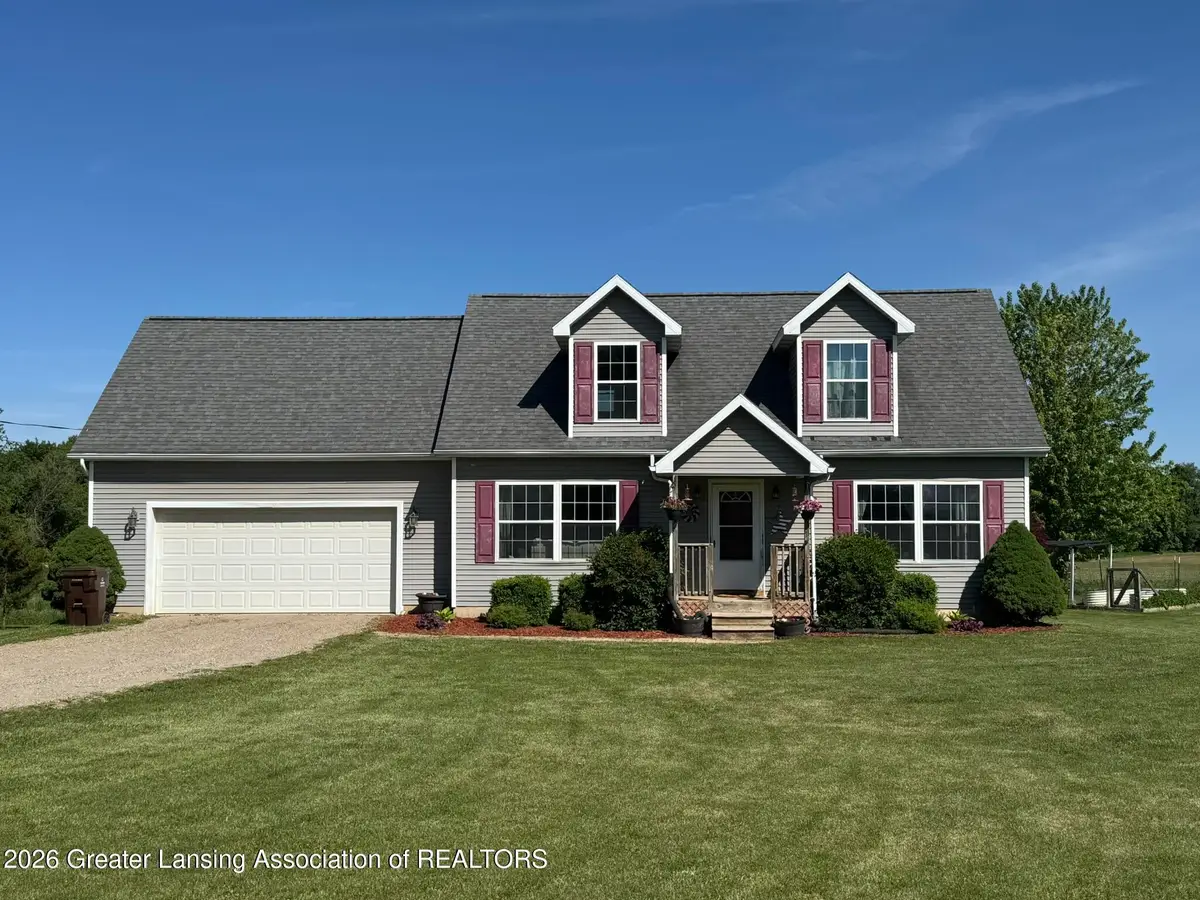 5867 Hillcrest Drive, Eaton Rapids, MI 48827 - #1