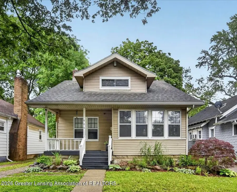 906 Cleo Street, Lansing, MI 48915 - #2