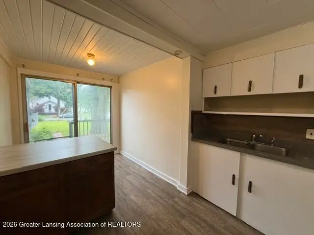 1027 Cooper Avenue, Lansing, MI 48910 - #3