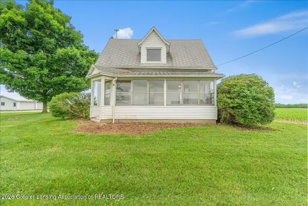 6092 S Airport Road, St. Johns, MI 48879