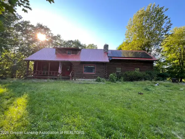 8515 E Price Road, Laingsburg, MI 48848