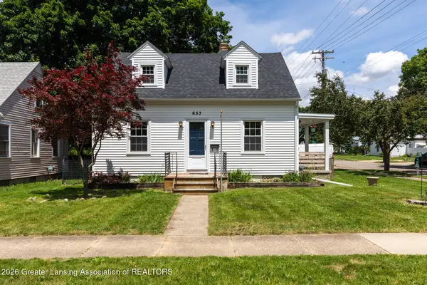 653 Irvington Avenue, Lansing, MI 48910