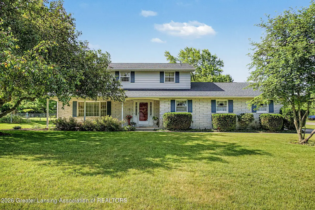 5812 Peachtree Drive, Grand Ledge, MI 48837 - #1