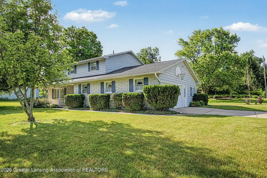 5812 Peachtree Drive, Grand Ledge, MI 48837 - #3