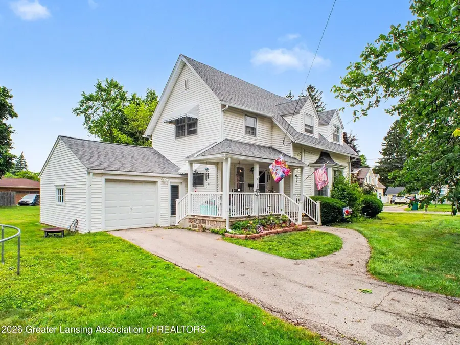 903 N Chipman Street, Owosso, MI 48867 - #3