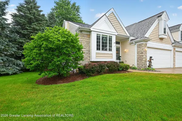 27 Aviemore Drive, Mason, MI 48854