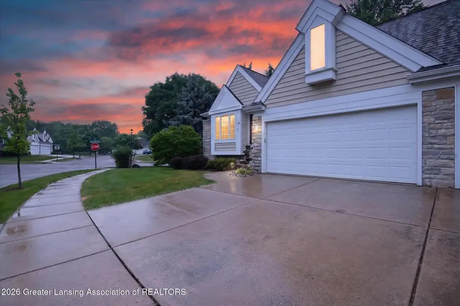 27 Aviemore Drive, Mason, MI 48854 - #2