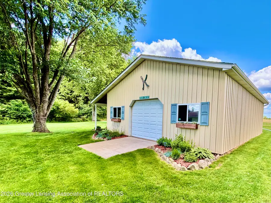 4634 Thornton Highway, Charlotte, MI 48813 - #3