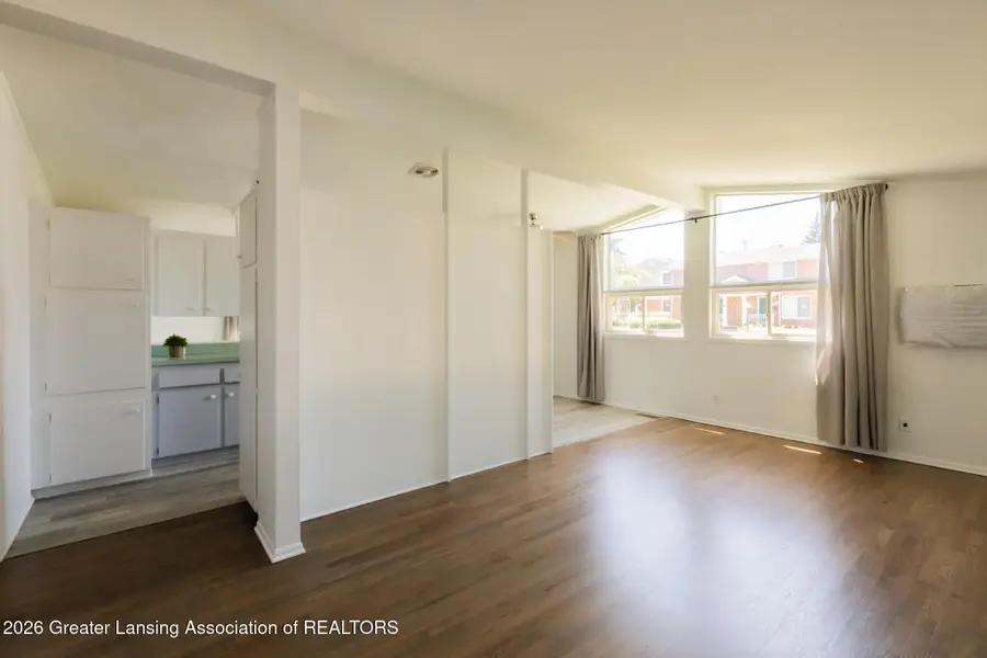 1004 N Magnolia Avenue, Lansing, MI 48912 - #3