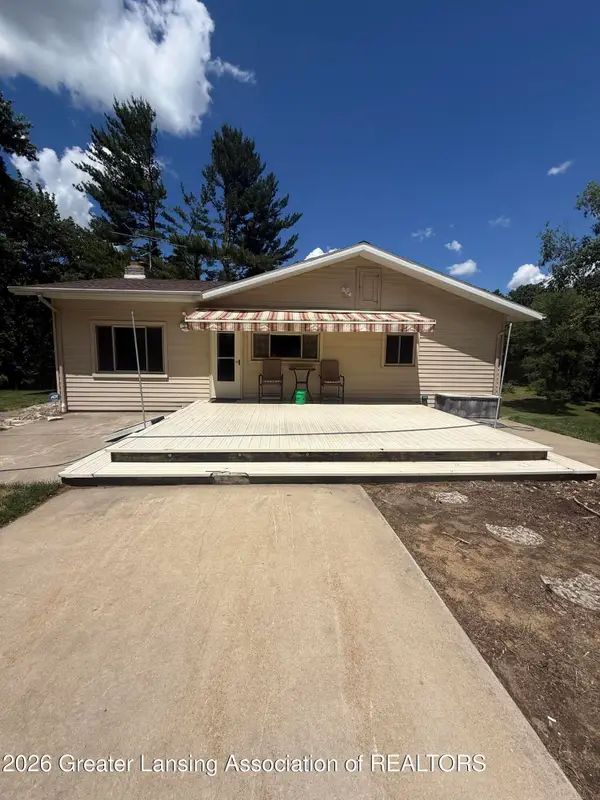 479 105th Avenue, Plainwell, MI 49080