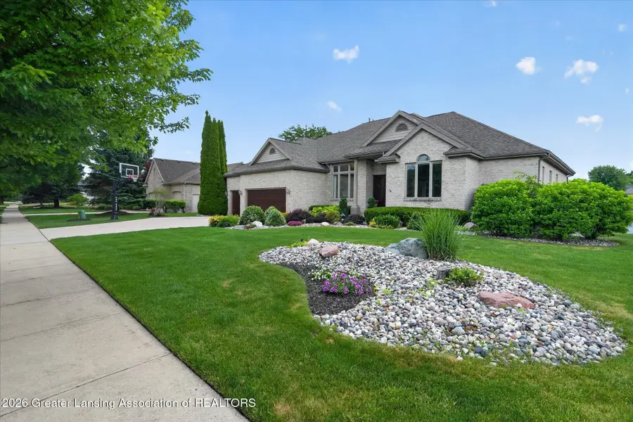 505 W Spring Meadows Lane, Dewitt, MI 48820 - #2