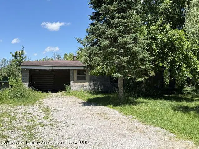 8817 Columbia Highway, Eaton Rapids, MI 48827 - #2