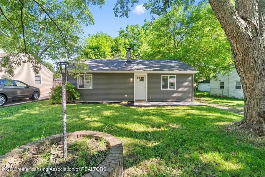 1320 Pompton Circle, Lansing, MI 48910 - #2