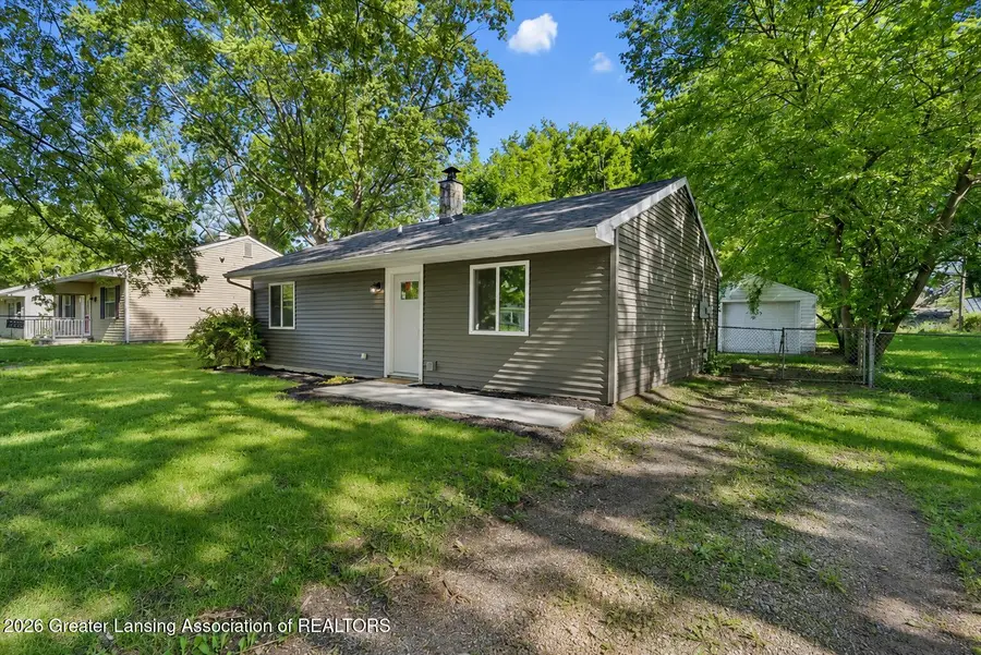 1320 Pompton Circle, Lansing, MI 48910 - #3