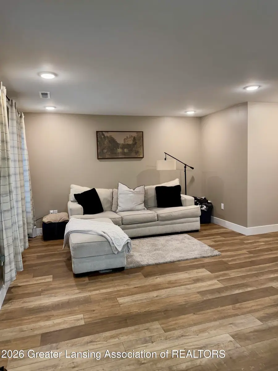 603 Detroit Street, Jackson, MI 49201 - #3