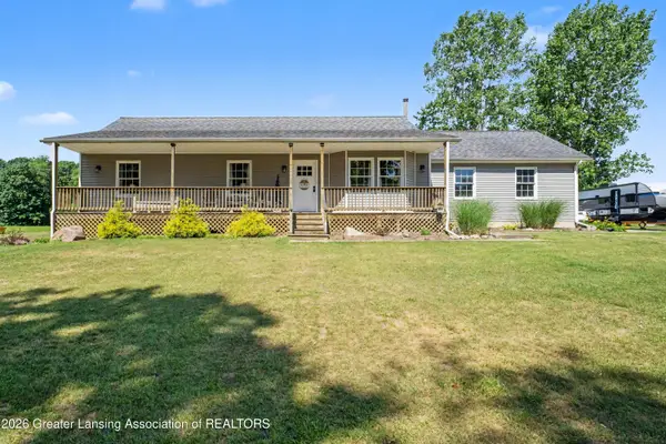 4300 Adams Road, Stockbridge, MI 49285