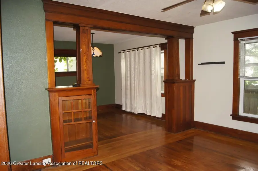 206 N Clemens Avenue, Lansing, MI 48912 - #3