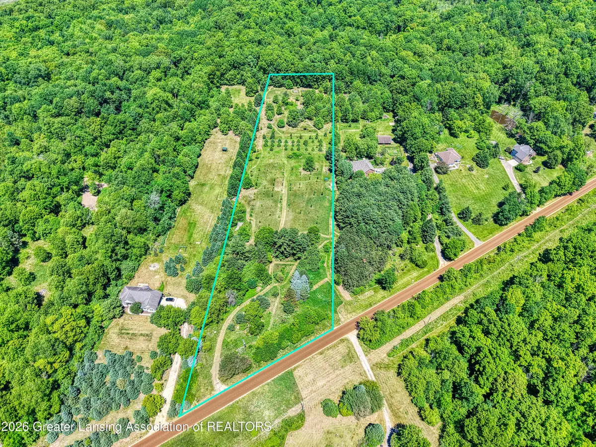 8716 Warner Road, Haslett, MI 48840 - #1